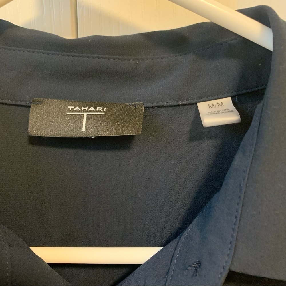 TAHARI Navy Ruffle Trim Button Front 100% Polyester Blouse - Picture 3 of 6